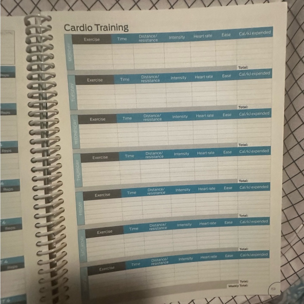 Yellow Workout Journal - Picture 4 of 9